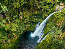 Cascade des montagnes de Lombok