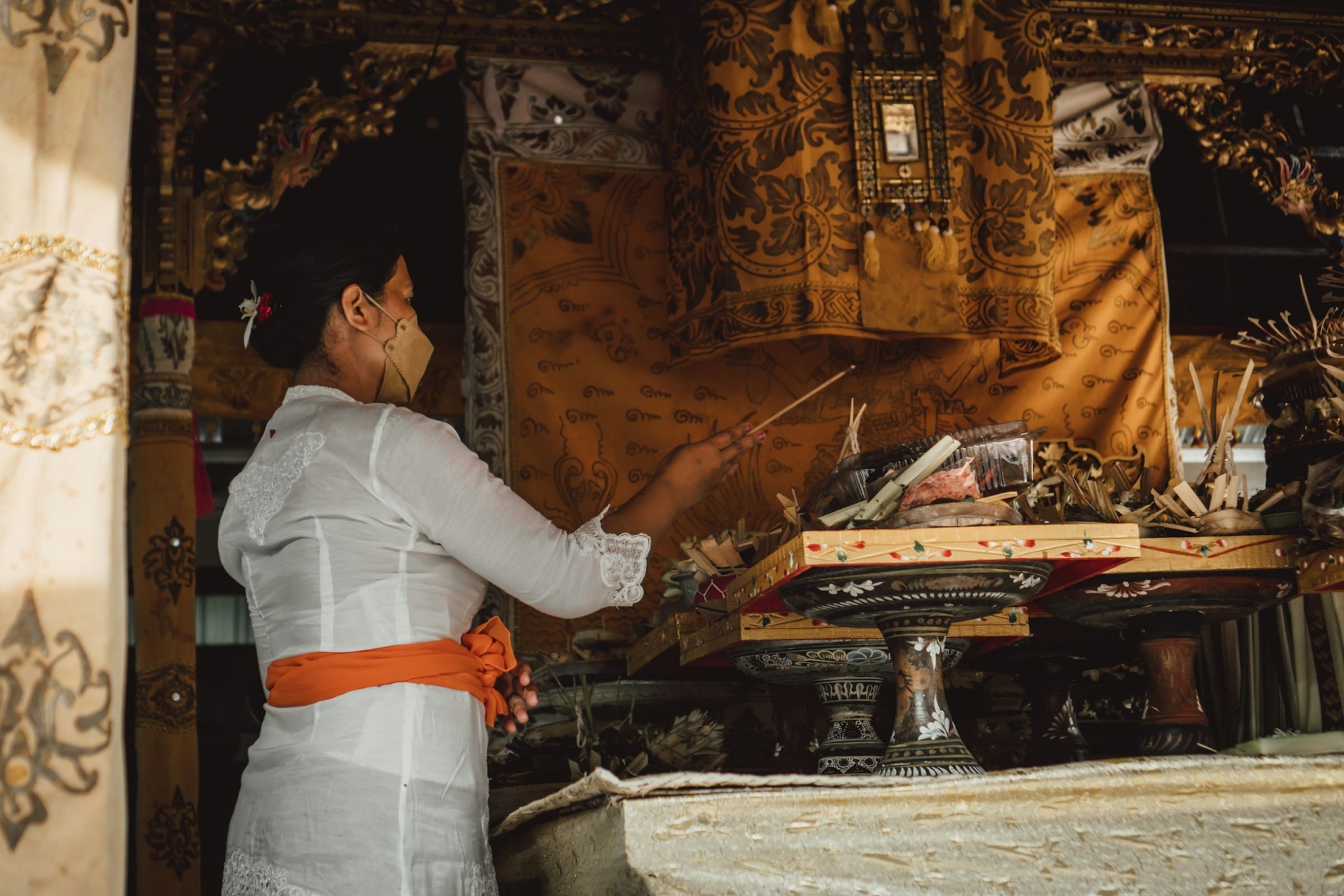 Offrandes Indonésie, temple, Bali