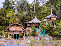 Maisons à Bukit Lawang