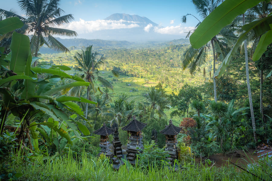 Vue sur le volcan Agung