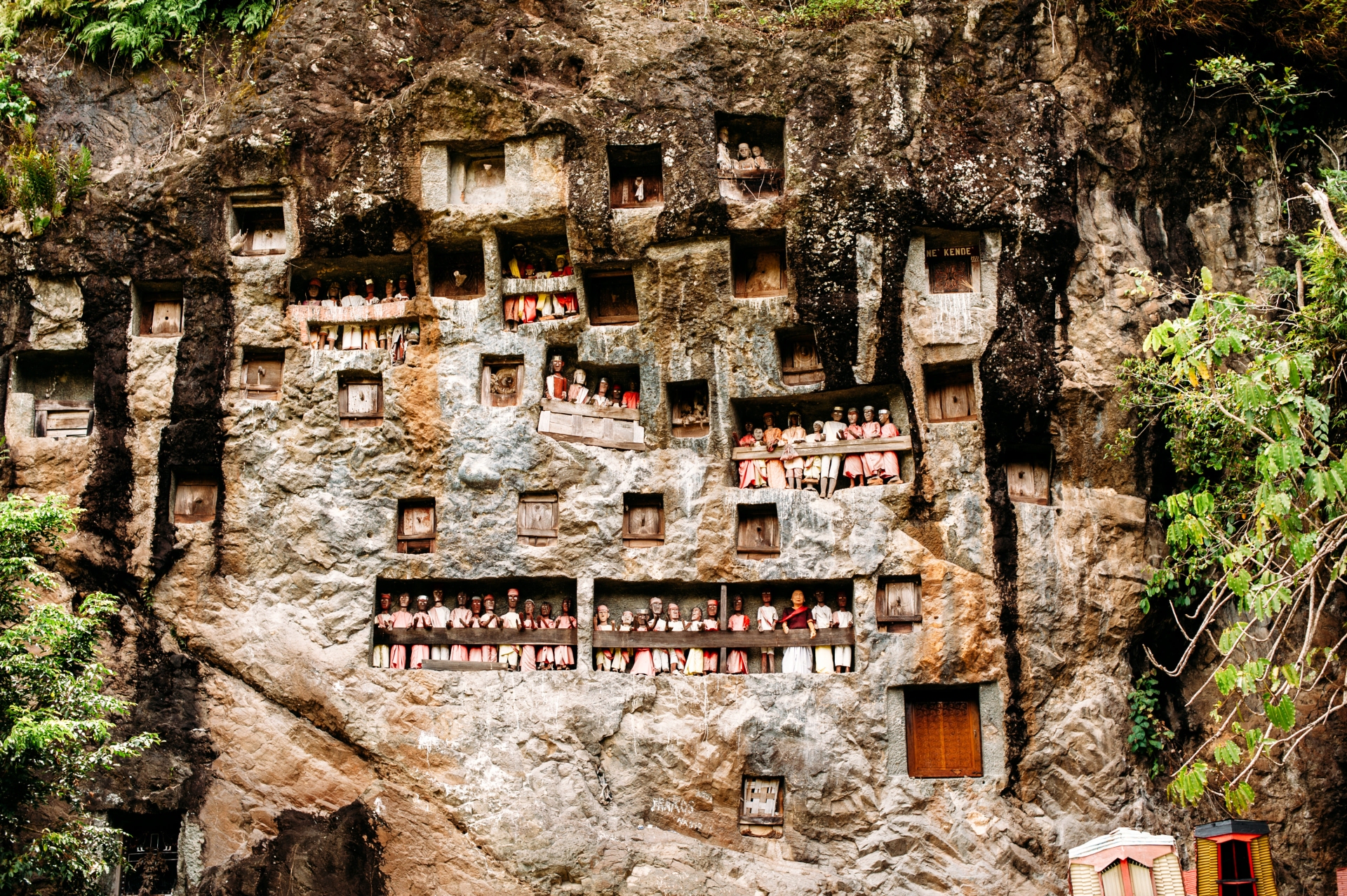 Site funéraire Toraja à Lemo
